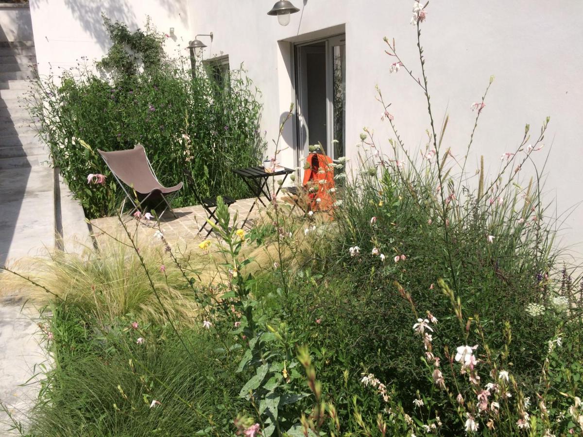 Denis & Virginie - Chateau A Pied - Parking Gratuit Versailles Exterior photo